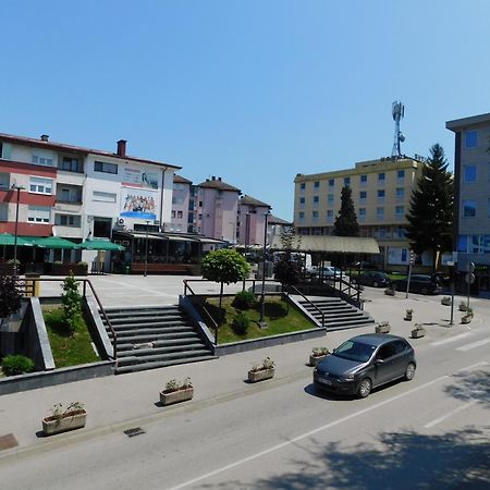 Tina Apartman Prnjavor Exterior foto