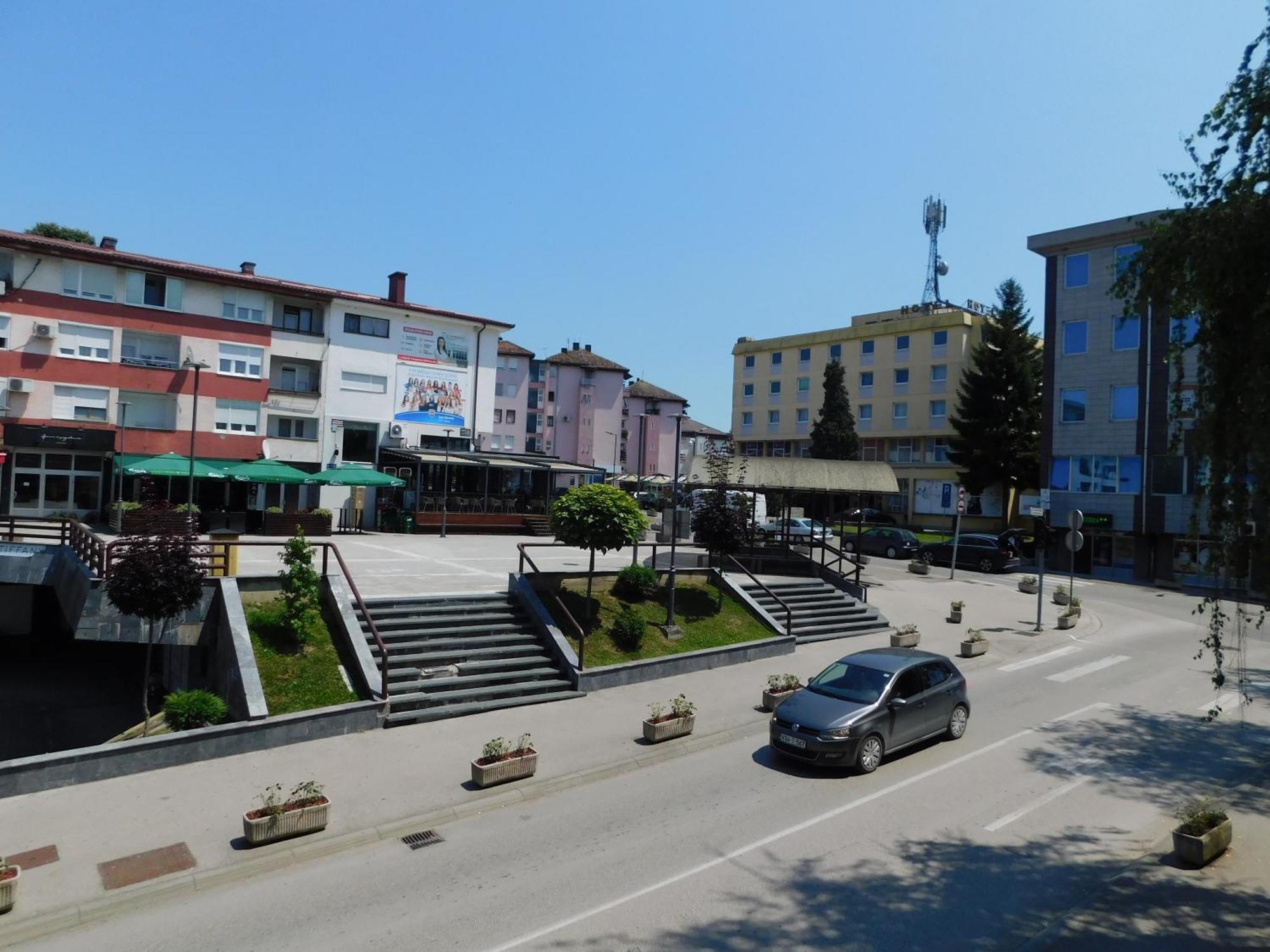 Tina Apartman Prnjavor Exterior foto